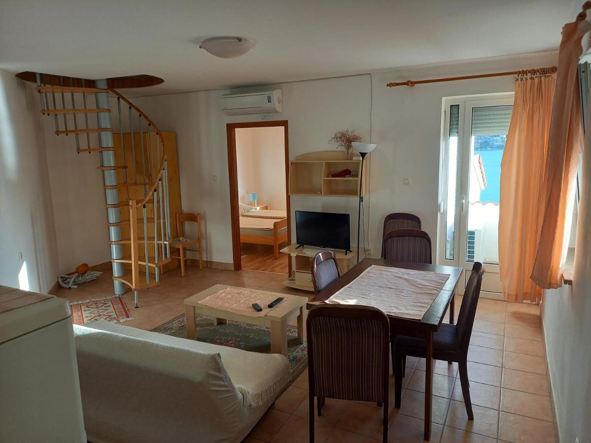 Apartmán Apartman Supetarska Draga Exteriér fotografie