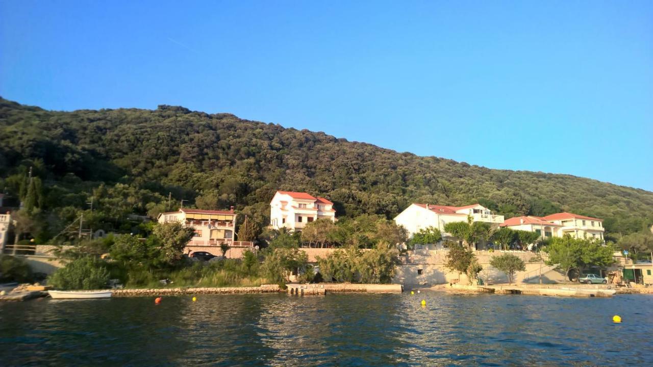 Apartmán Apartman Supetarska Draga Exteriér fotografie