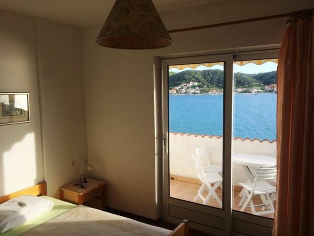 Apartmán Apartman Supetarska Draga Exteriér fotografie